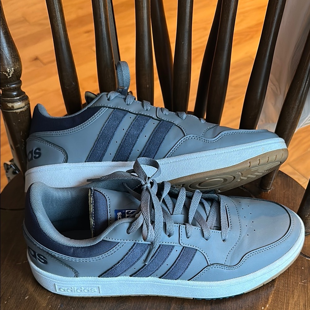 Adidas Hoops 3.0 low vintage sneaker